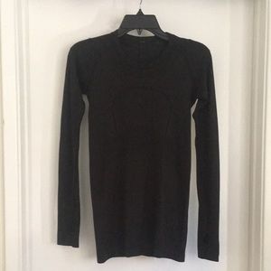 Lululemon Swiftly Tech Long Sleeve